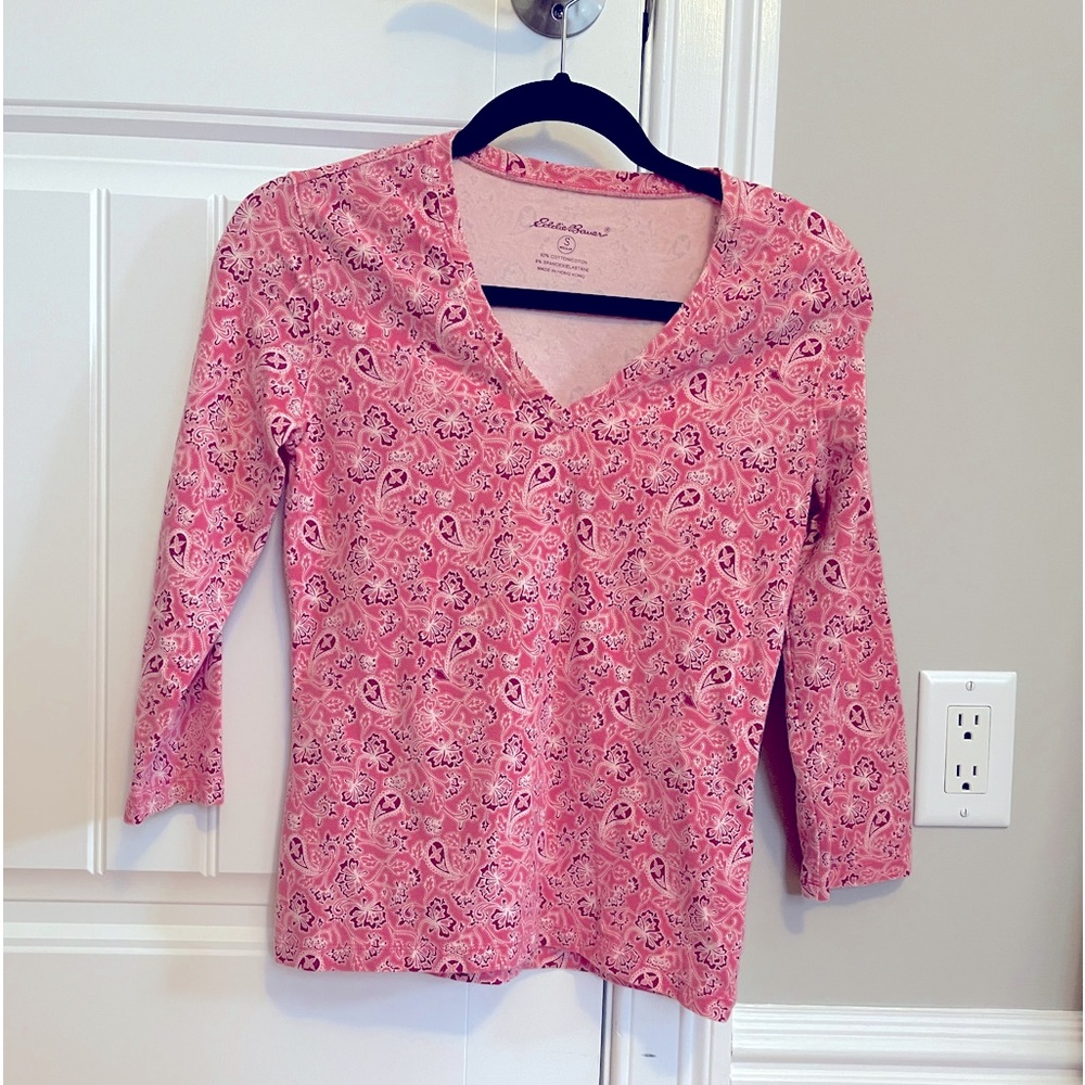Eddie Bauer v-neck